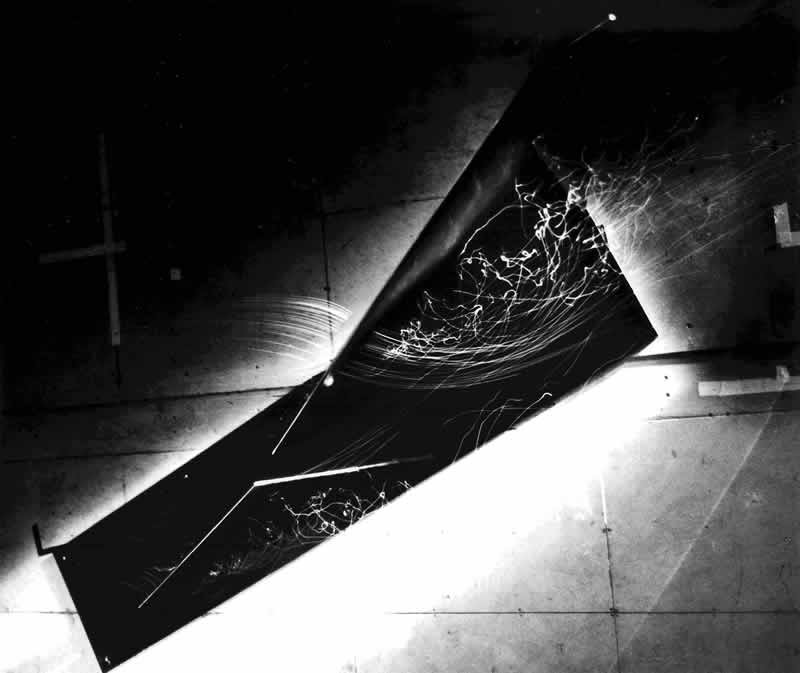 Airflow over canard wing
